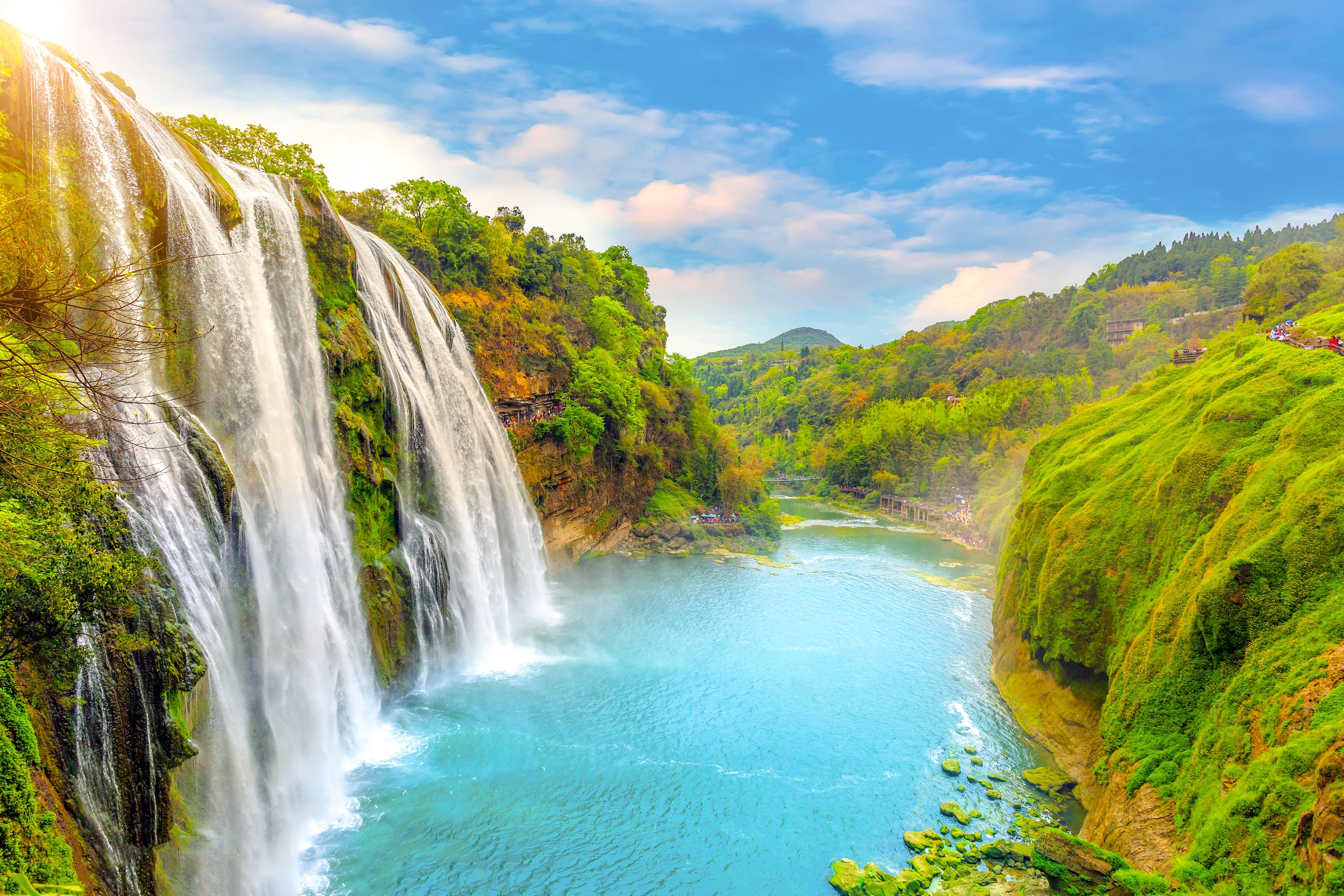 Huanggoushu Waterfall