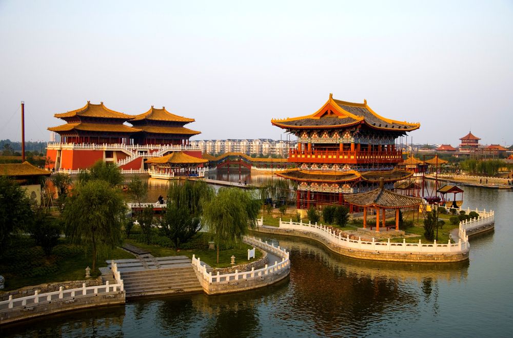 Qingming Riverside Landscape Garden